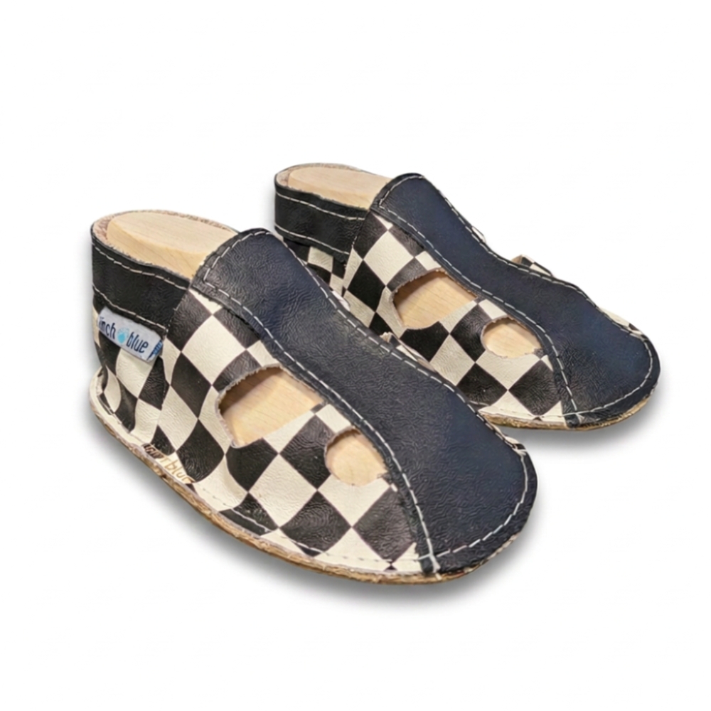 Inch Blue Kids Sandal Checkerboard, barefoot shoe